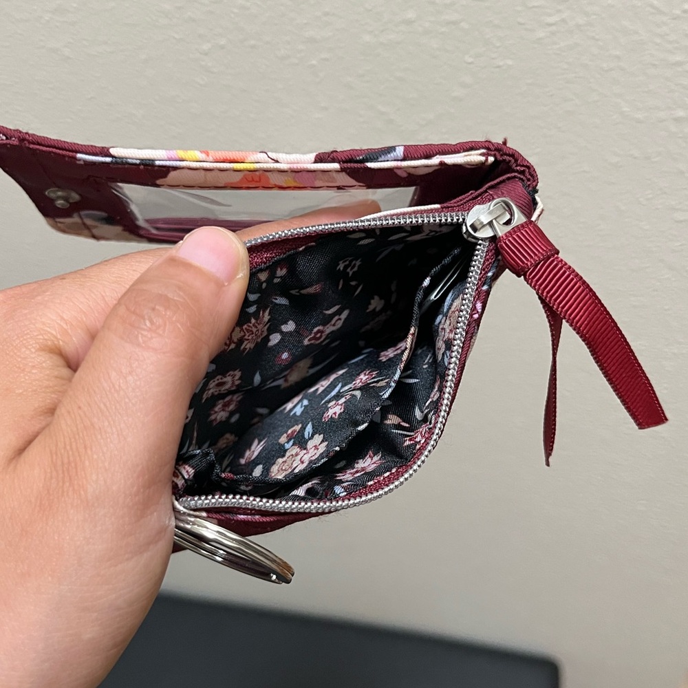 •VERA BRADLEY• RFID Deluxe Zip ID Case Blooms and Branches Burgundy Card Holder - Picture 4 of 9